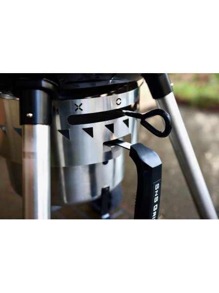 Угольный гриль Slow ’N Sear® Kettle Grill 57 см + Slow 'N Sear® Deluxe